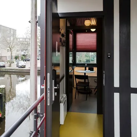 Apartment Sweets - Theophile De Bockbrug *