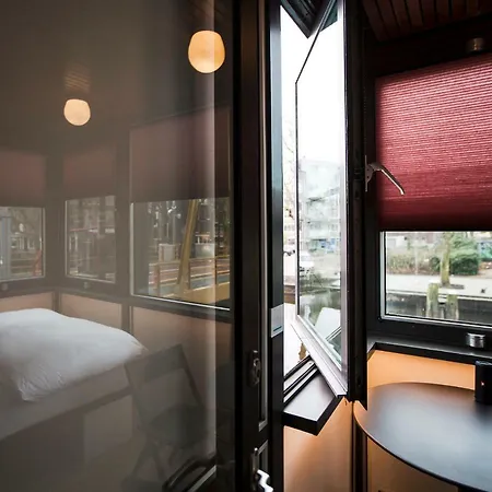Sweets - Theophile De Bockbrug Apartment *