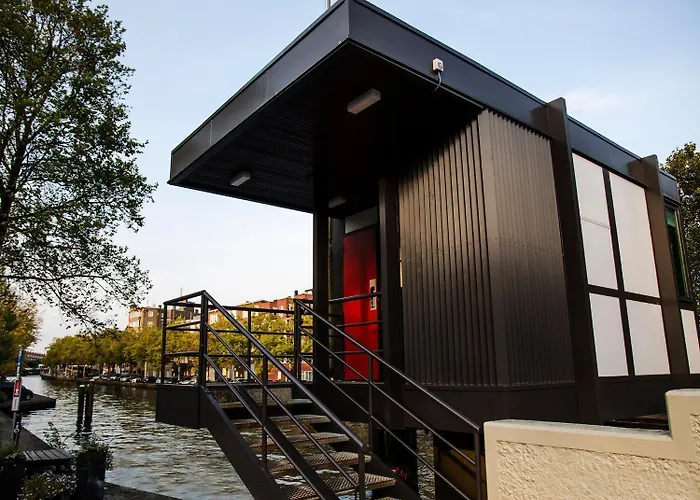 Sweets - Theophile De Bockbrug *