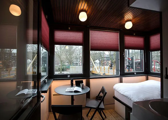 Sweets - Theophile De Bockbrug * Amsterdam